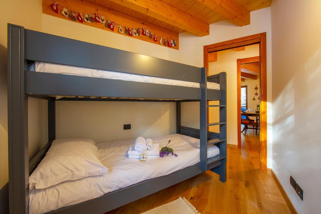 Wildhomes Wild Wolf Lodge クールマイユール エクステリア 写真