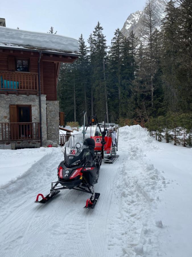 Wildhomes Wild Wolf Lodge クールマイユール エクステリア 写真