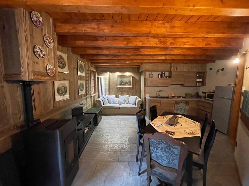 Wildhomes Wild Wolf Lodge クールマイユール エクステリア 写真
